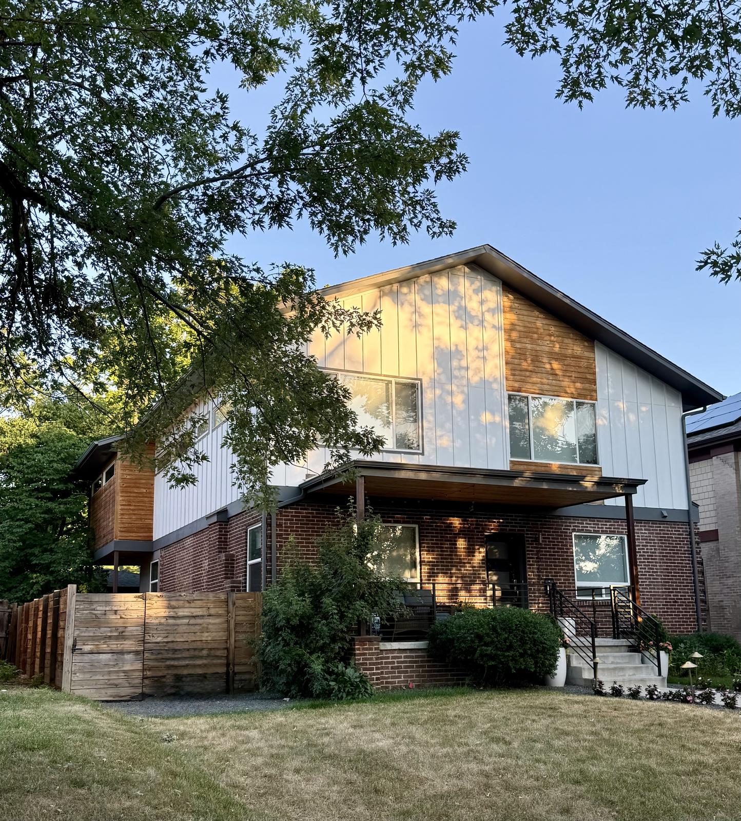 2565 N Elm St, Denver, CO