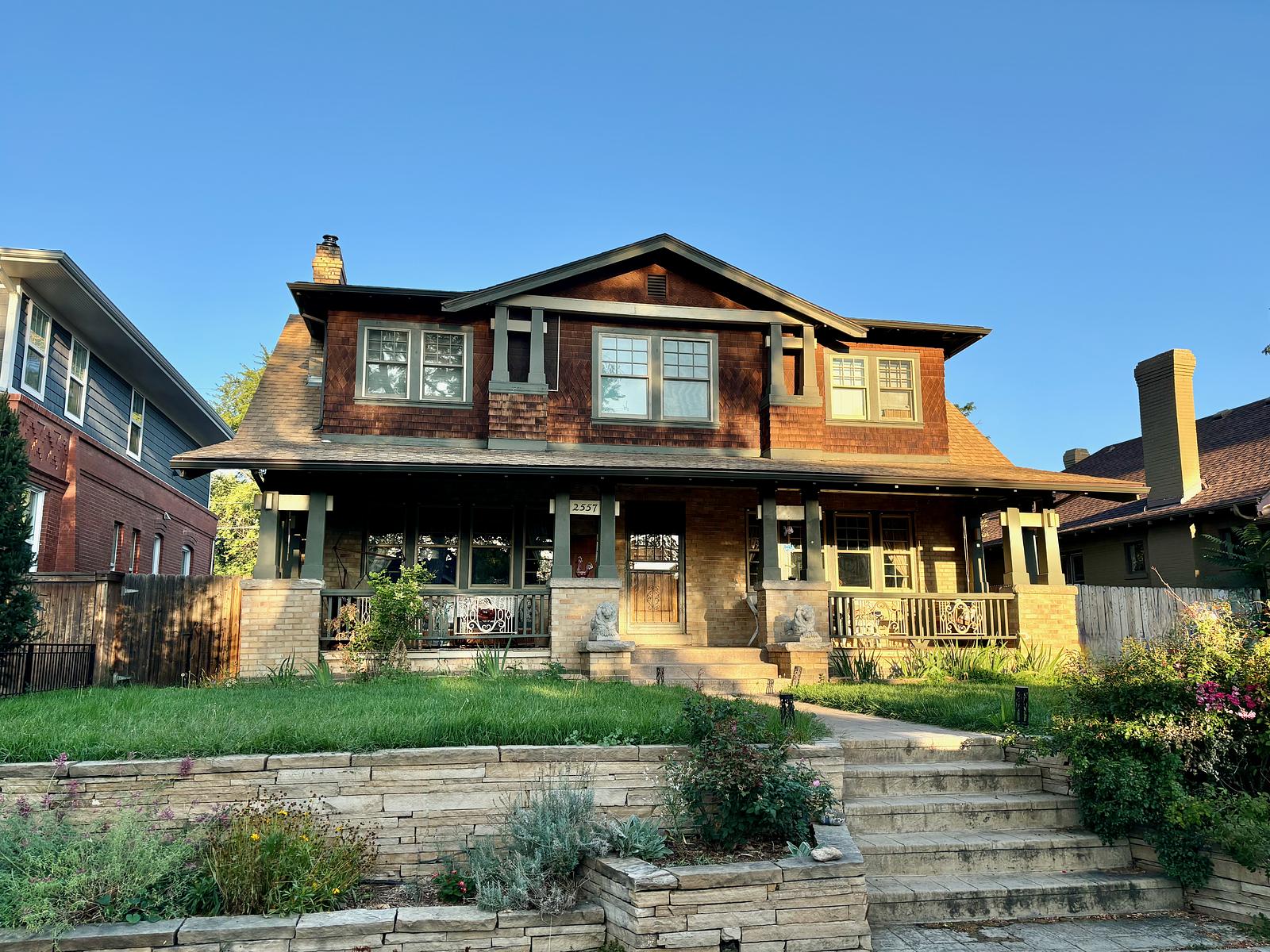 2557 Ash St, Denver, CO