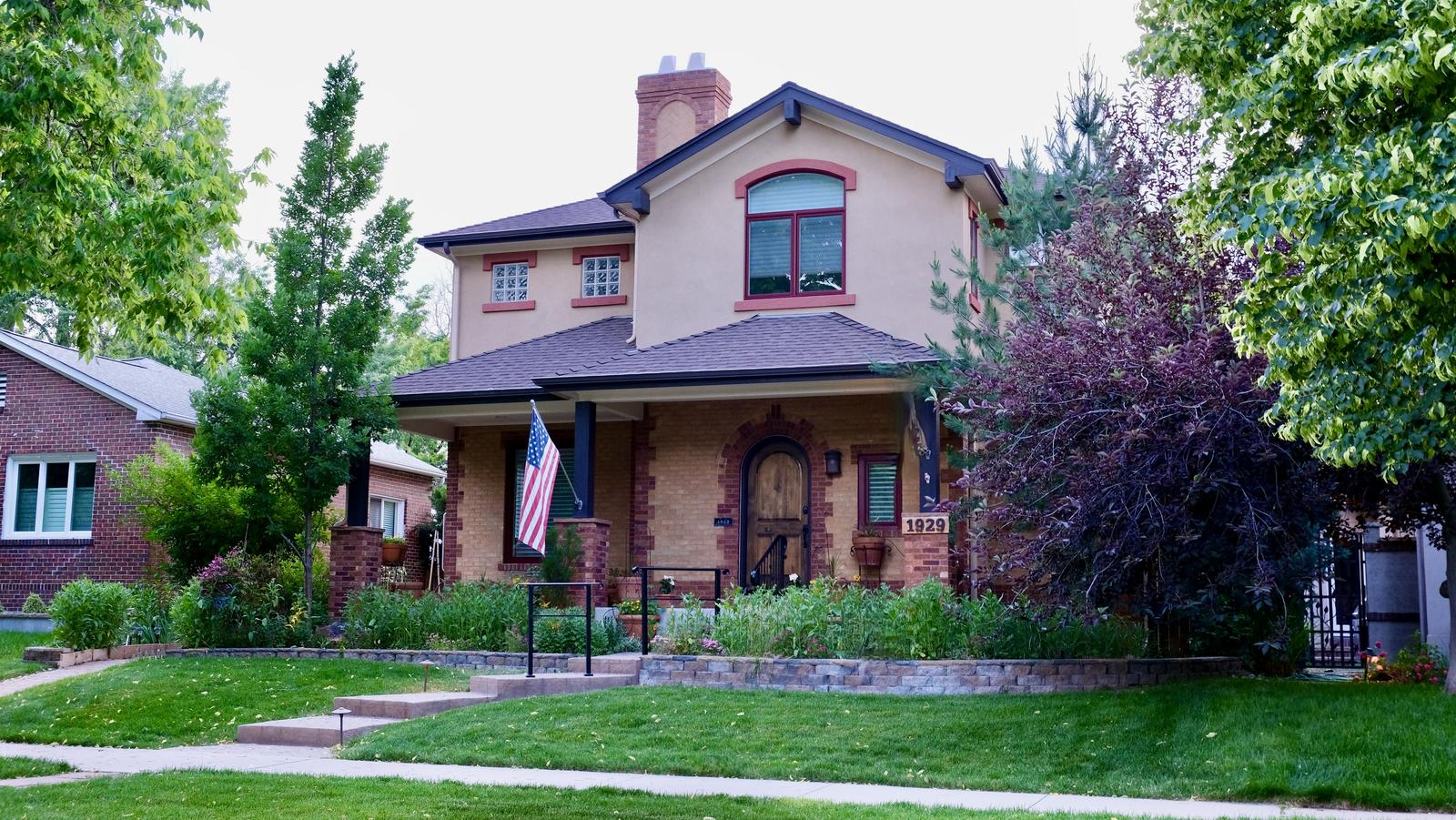 1929 Kearney St, Denver, CO